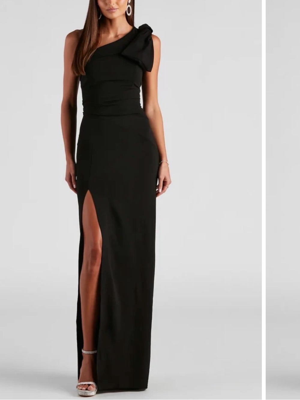 Windsor Black One-Shoulder Evening Gown with Side Bow